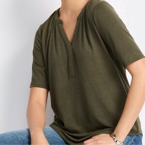 Chic Olive V-Neck Top